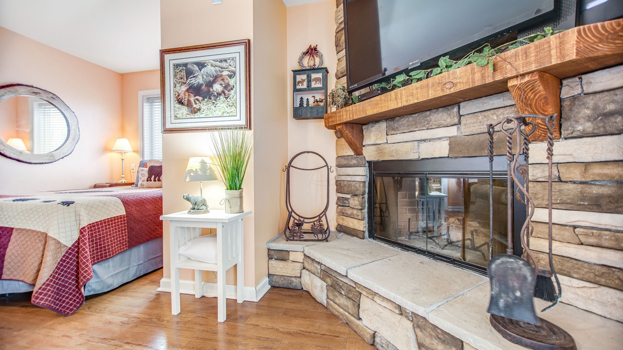 Photo of Bedroom in Chalet Village