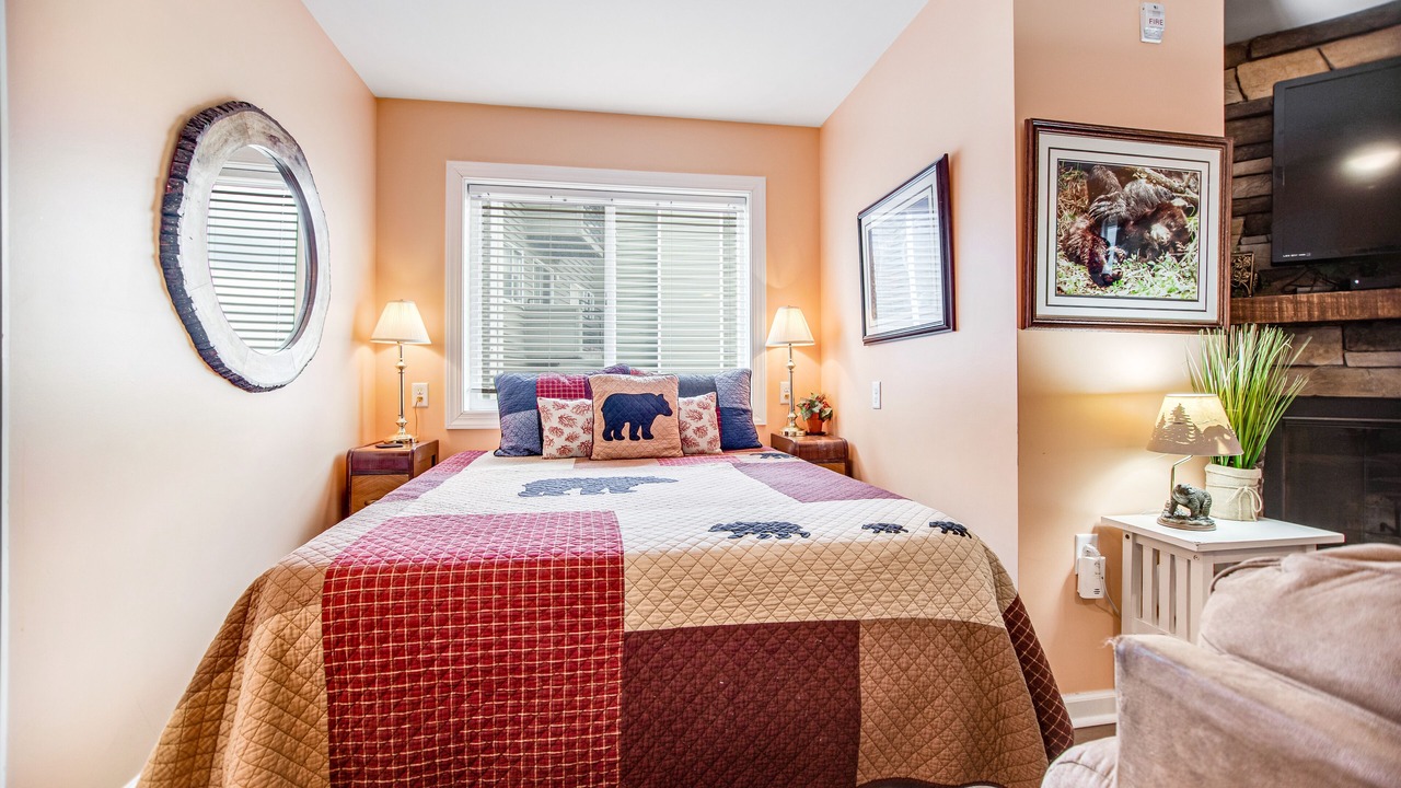 Photo of Bedroom in Chalet Village