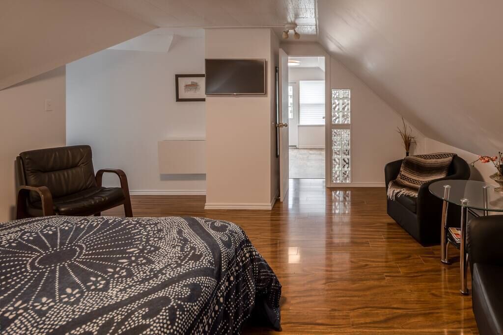 Photo of Bedroom in Downtown