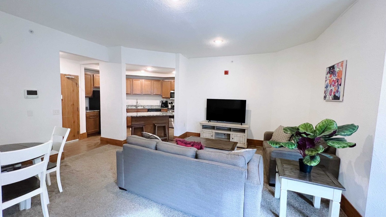 Photo of Livingroom in Grandville