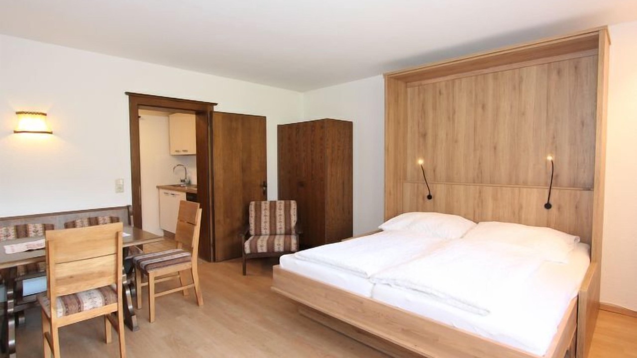 Photo of Livingroom in Kapfing