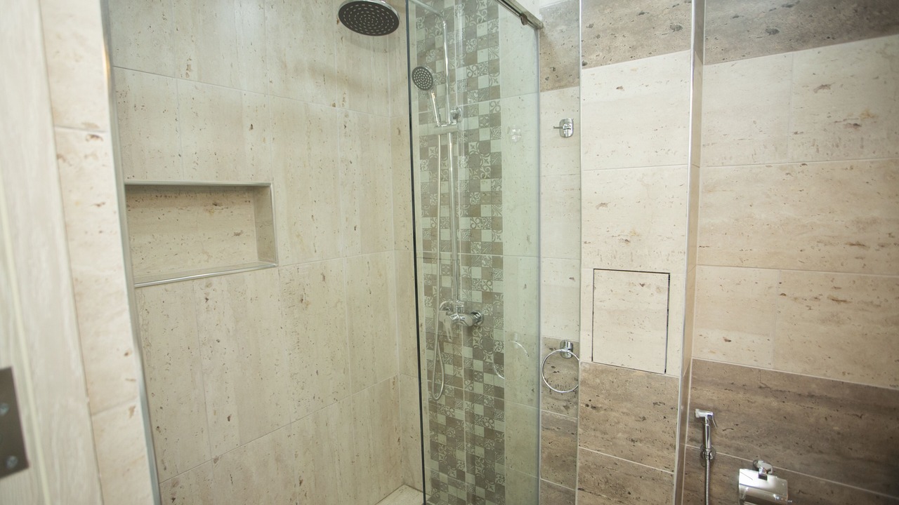 Photo of Bathroom in Kentron