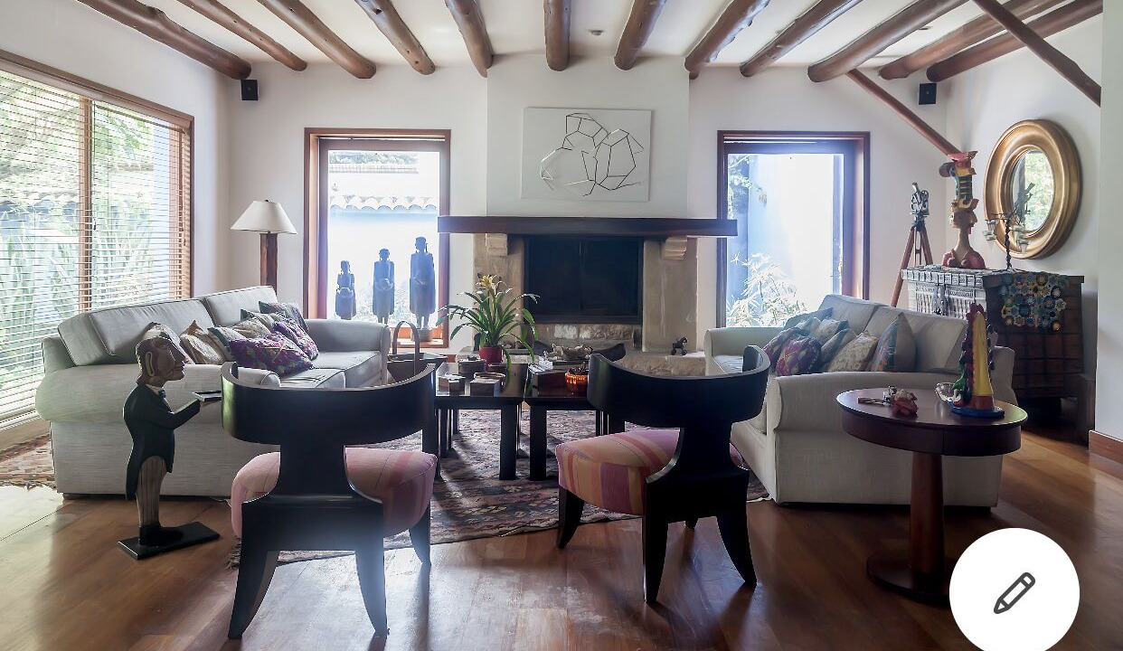 Photo of Livingroom in Suba