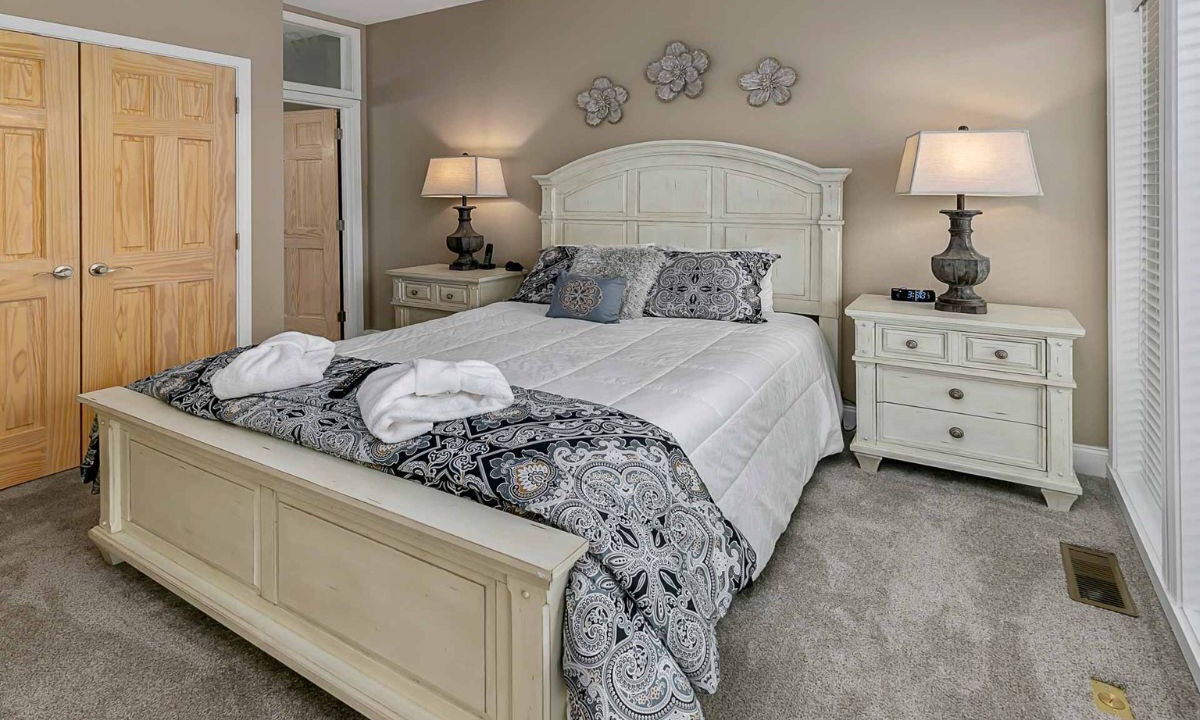 Photo of Bedroom in Chalet Village North