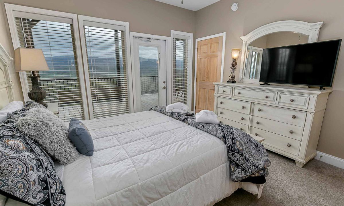 Photo of Bedroom in Chalet Village North