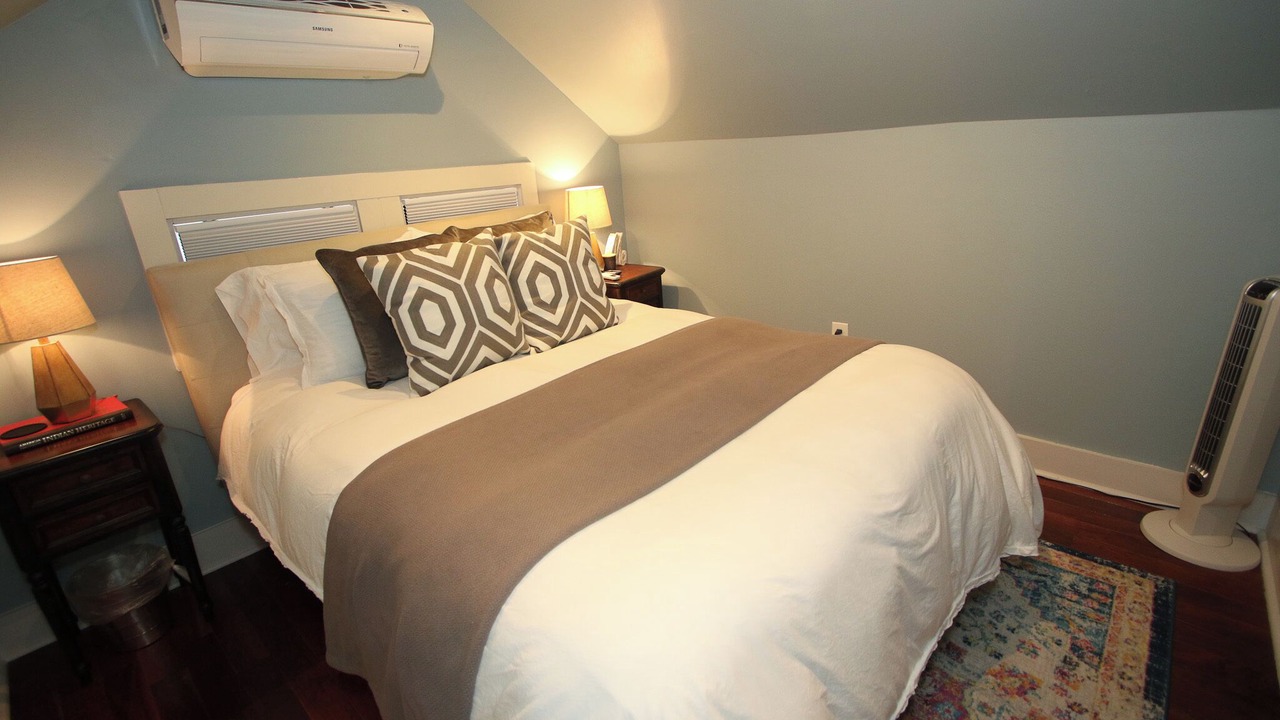 Photo of Bedroom in Broadmoor