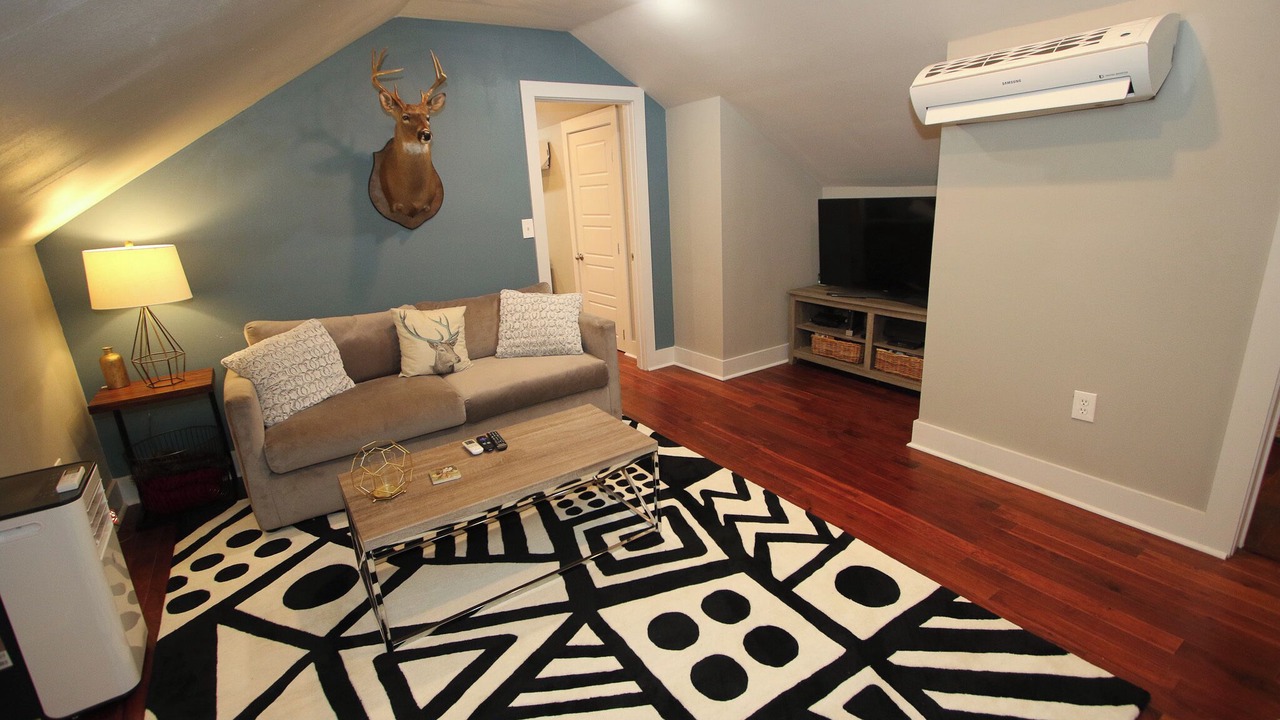 Photo of Livingroom in Broadmoor