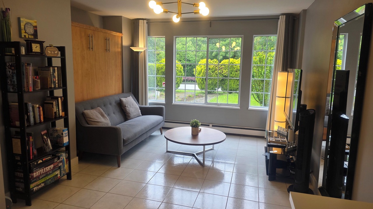 Photo of Livingroom in Newton