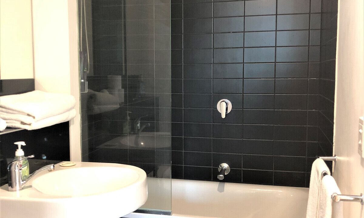 Photo of Bathroom in Docklands
