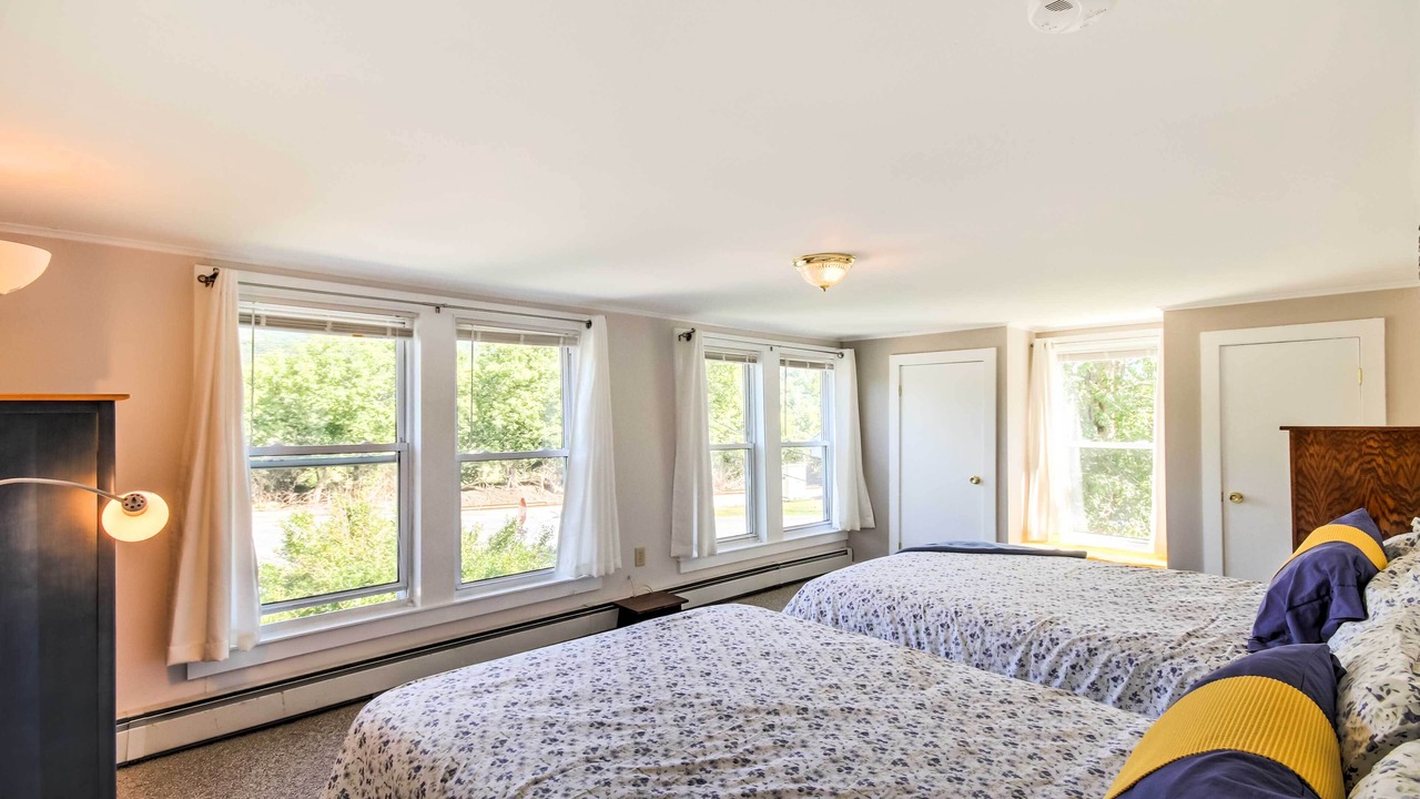 Photo of Bedroom in Manchester Center