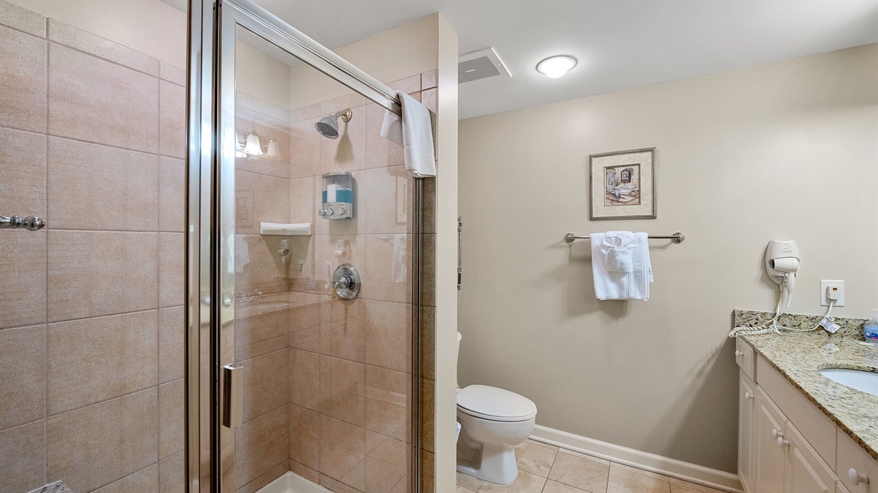 Photo of Bathroom in Arcadian Shores