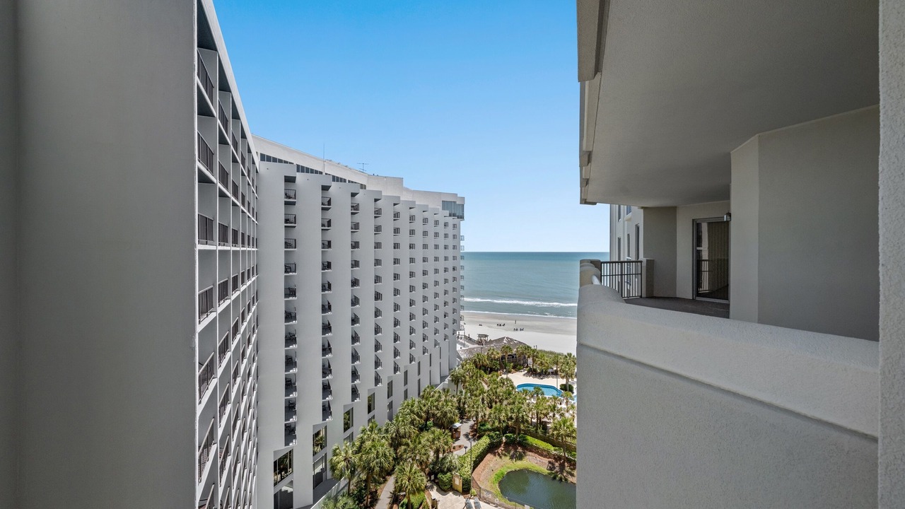 Photo of Patio Balcony in Arcadian Shores