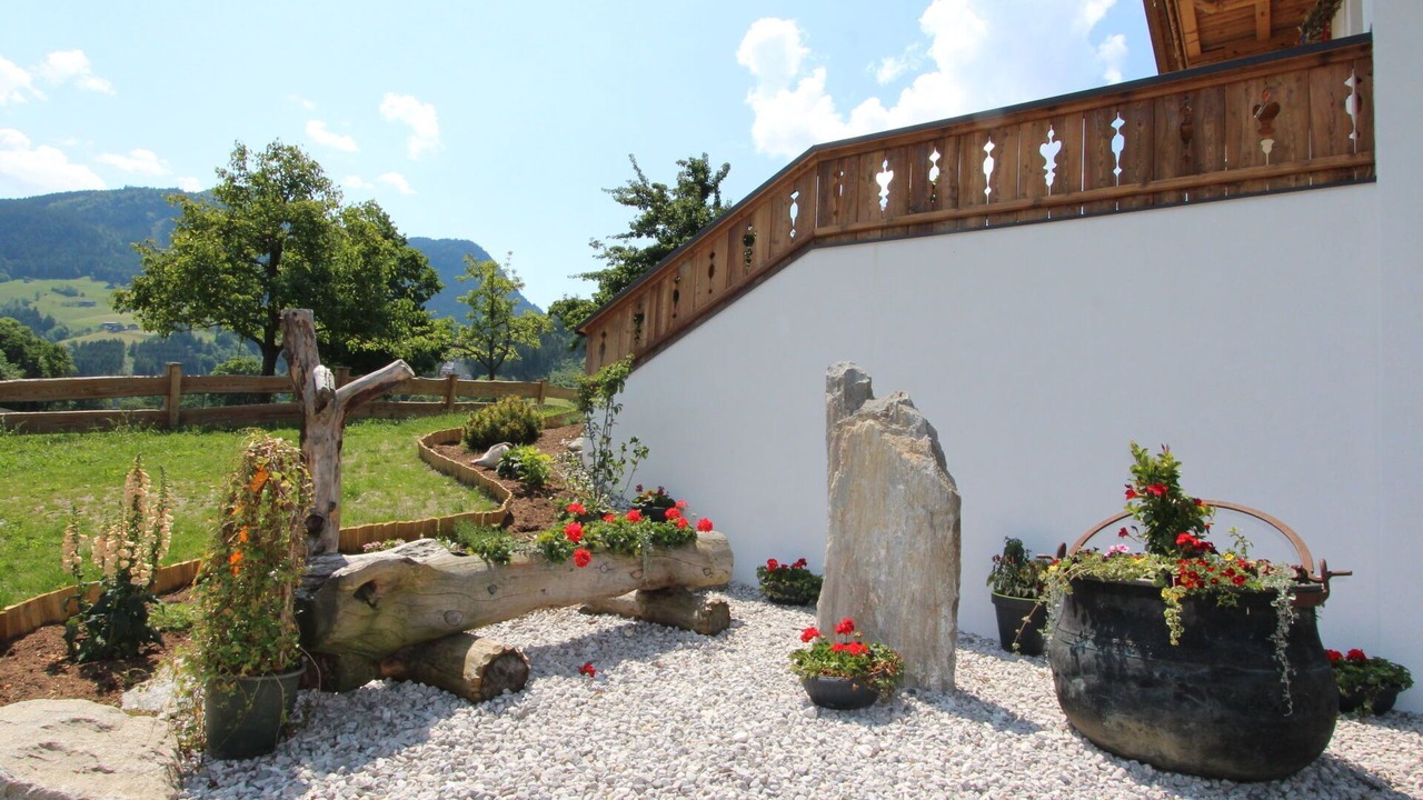 Photo of Outdoor in Kapfing