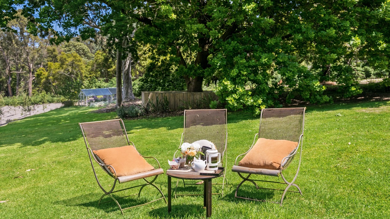Photo of Outdoor in Red Hill South