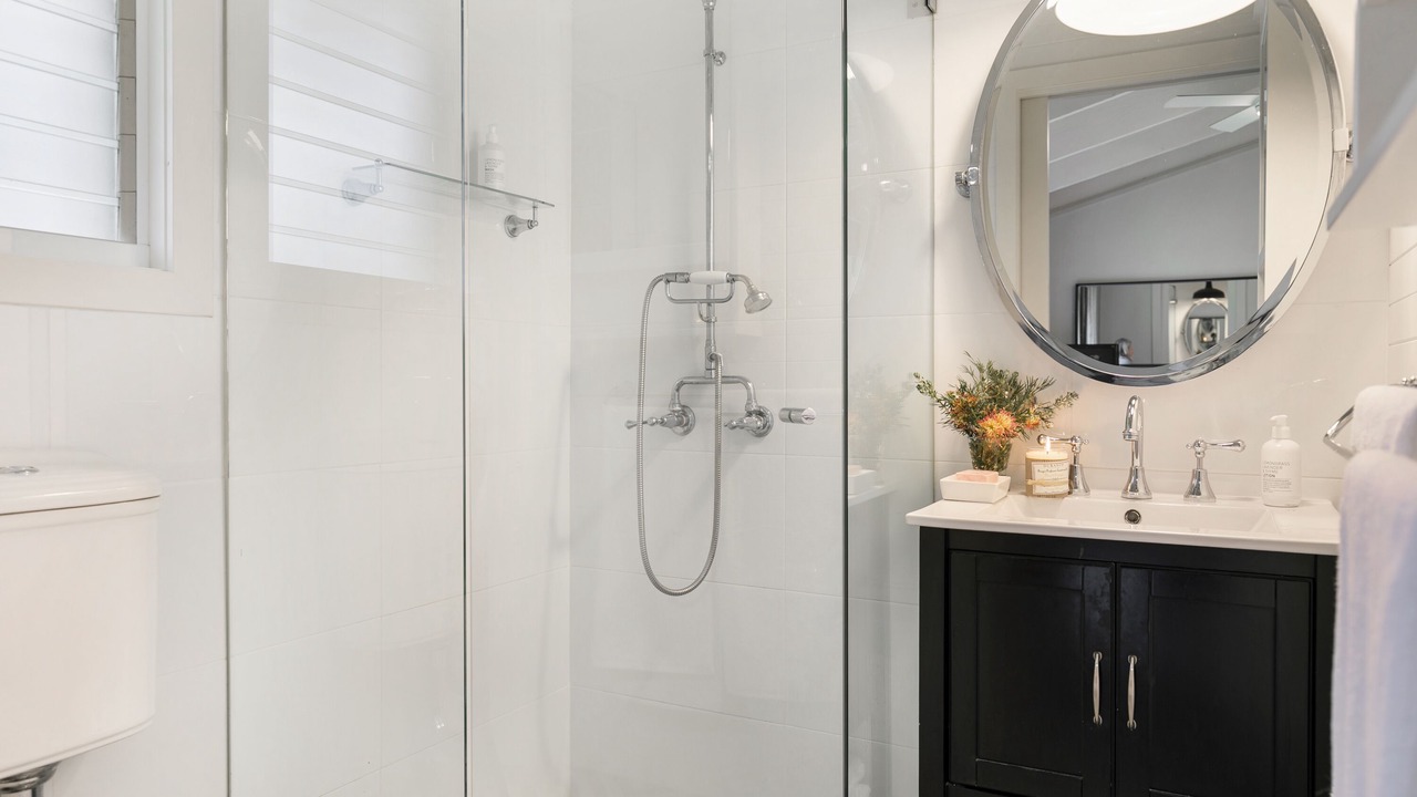 Photo of Bathroom in Red Hill South