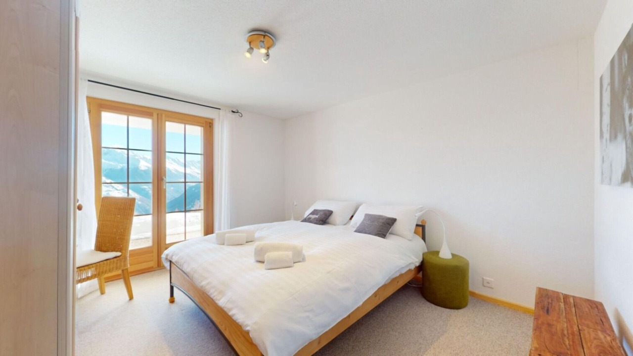 Photo of Bedroom in Vex