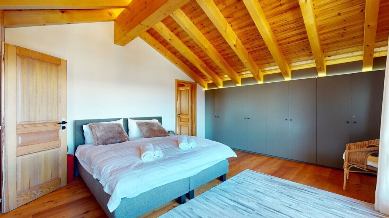 Photo of Bedroom in Vex