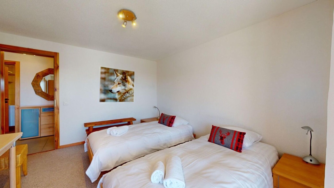 Photo of Bedroom in Vex