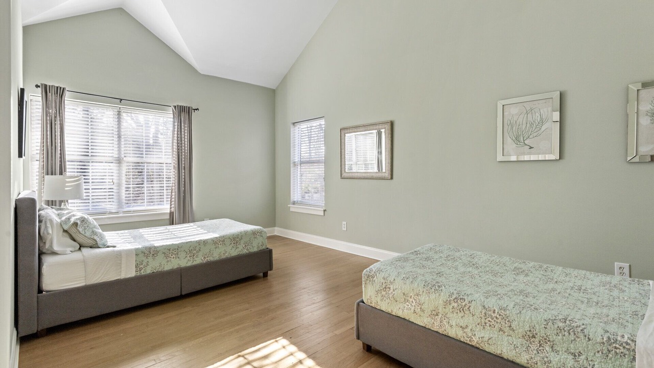 Photo of Bedroom in Shinnecock Hills