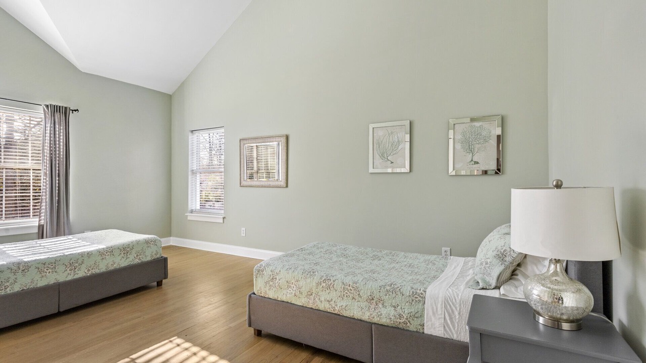 Photo of Bedroom in Shinnecock Hills