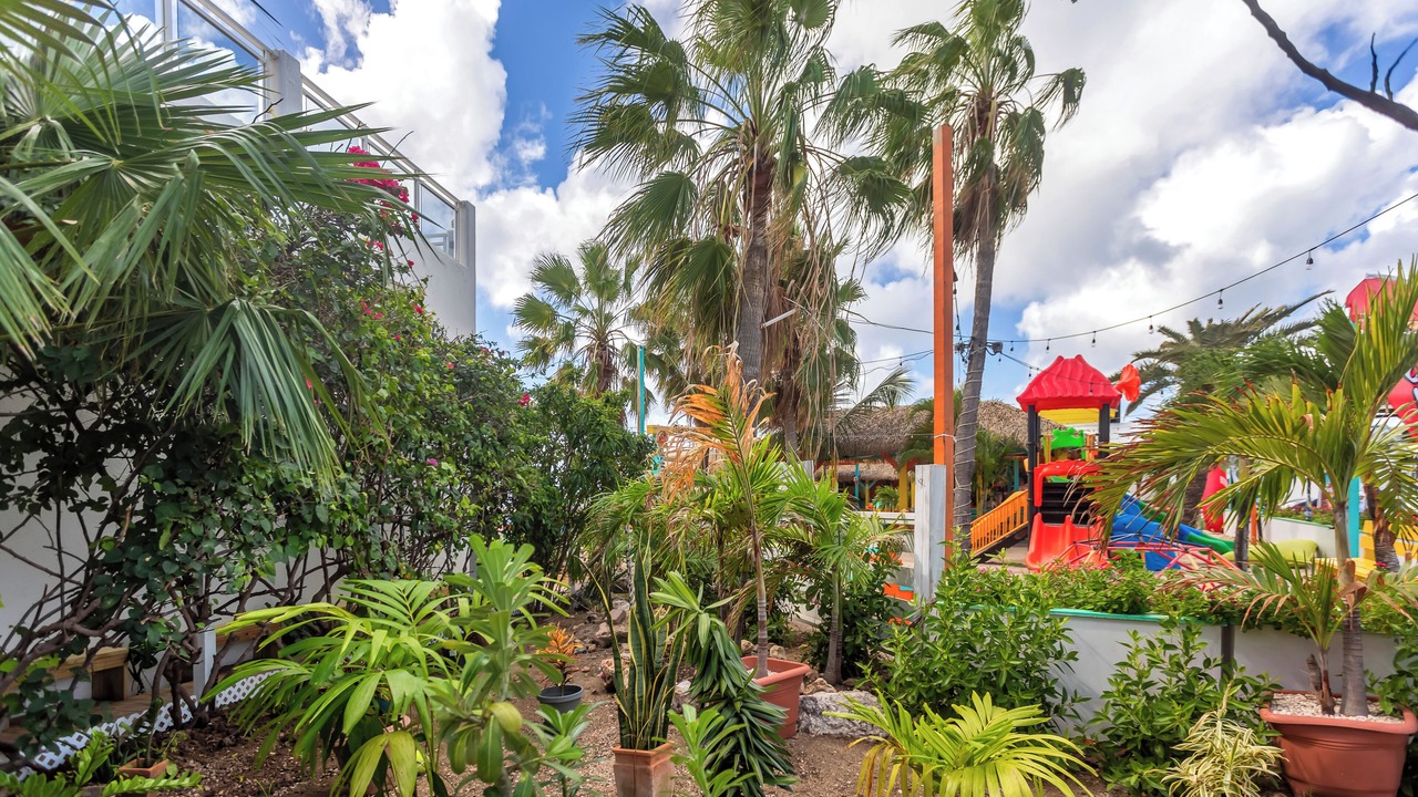 Photo of Outdoor in Maho