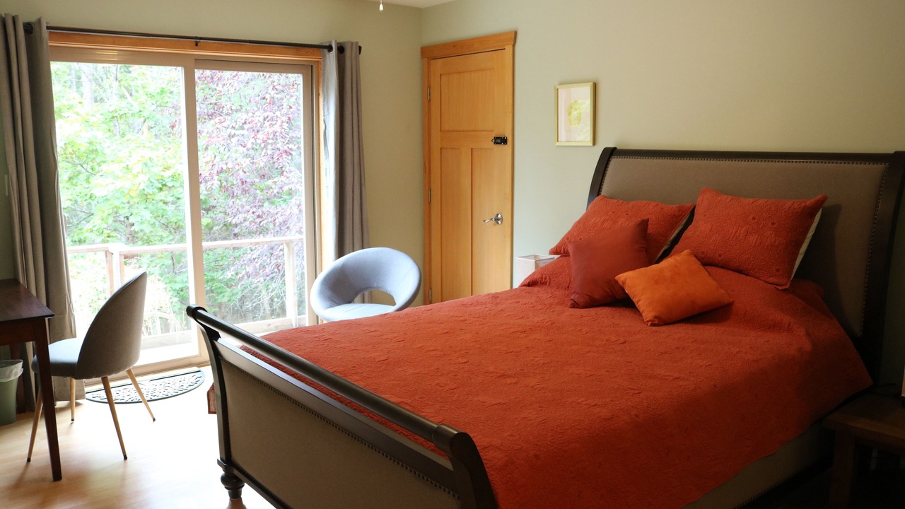 Photo of Bathroom in Salt Spring Island