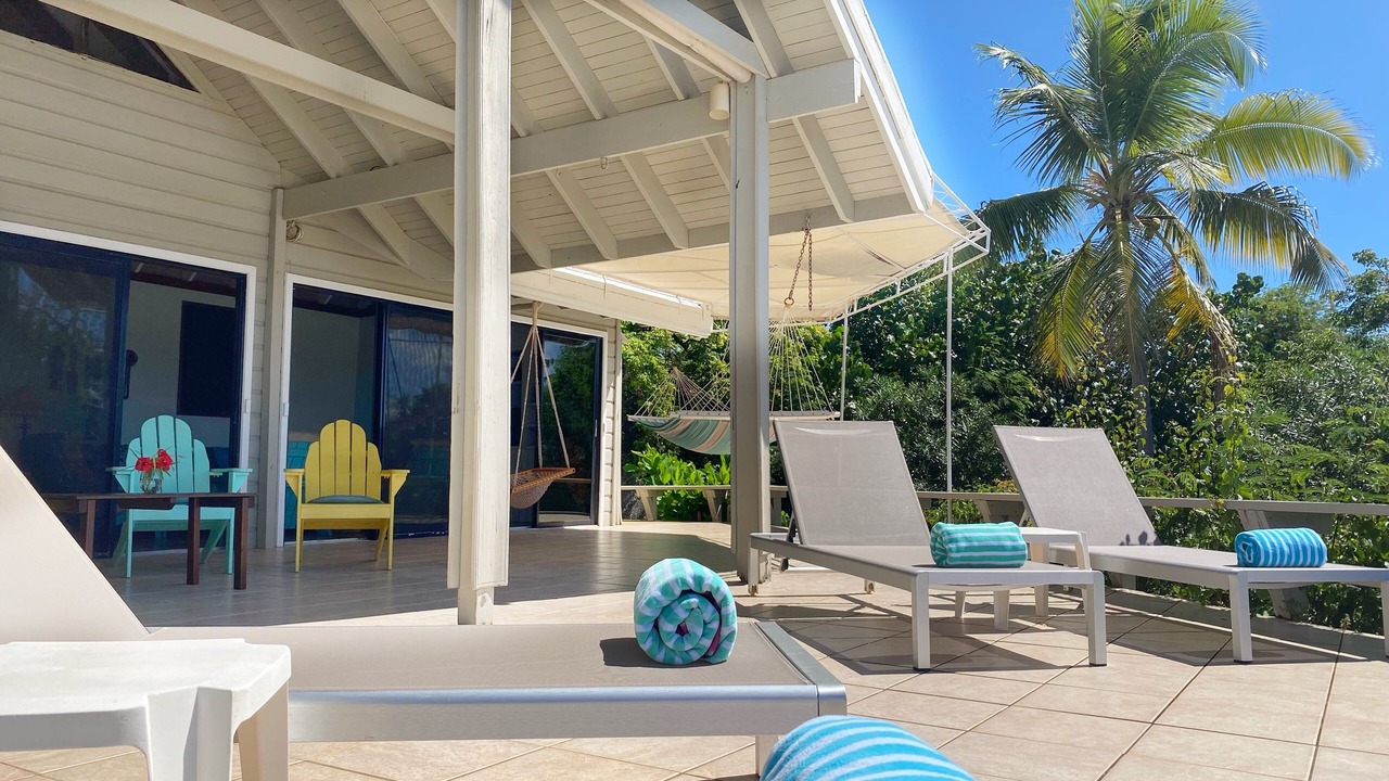 Photo of Patio Balcony in Little Trunk Bay