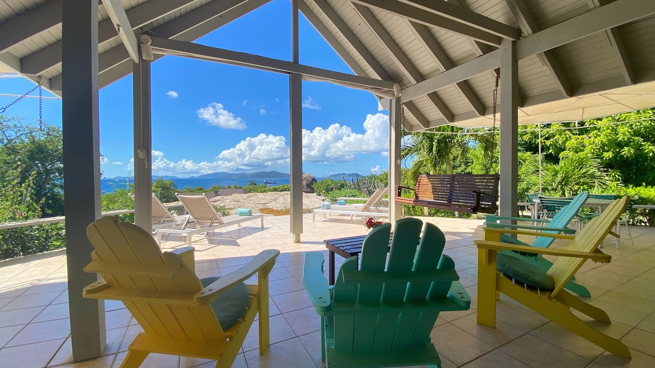 Photo of Patio Balcony in Little Trunk Bay