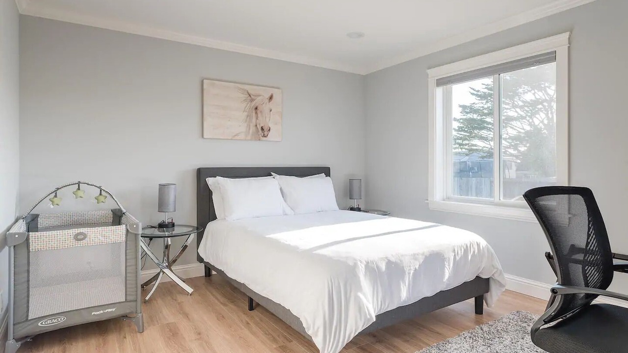 Photo of Bedroom in Pacifica