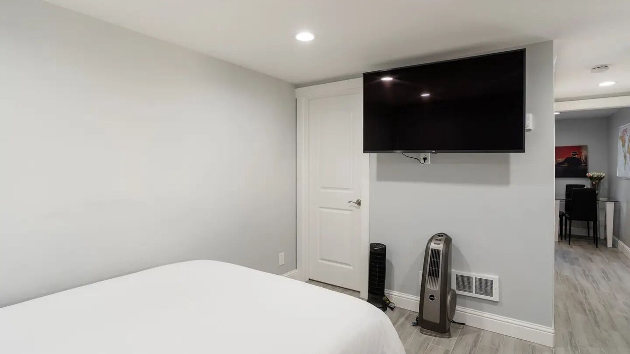 Photo of Bedroom in Pacifica