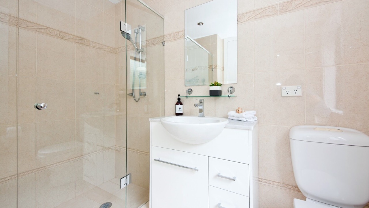 Photo of Bathroom in Avalon Beach