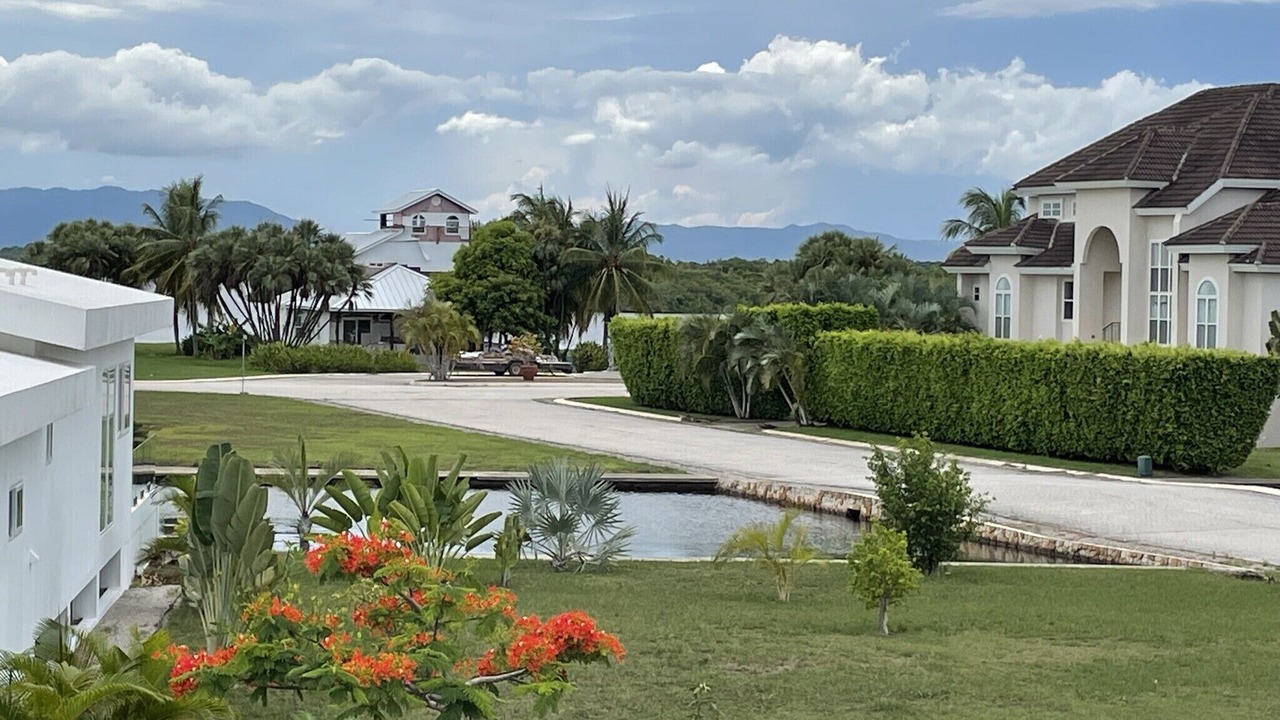 Photo of Others in Plantation