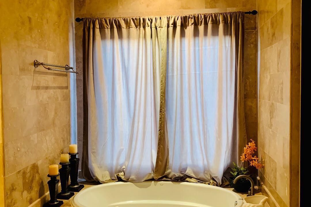 Photo of Bathroom in Plantation
