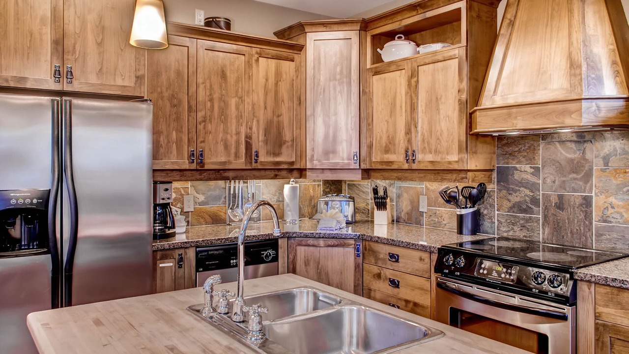 Photo of Kitchen in Snow Pine Estates