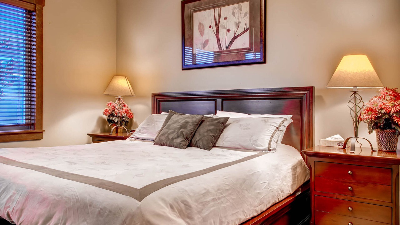 Photo of Bedroom in Snow Pine Estates