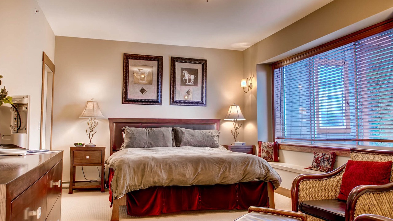 Photo of Bedroom in Snow Pine Estates