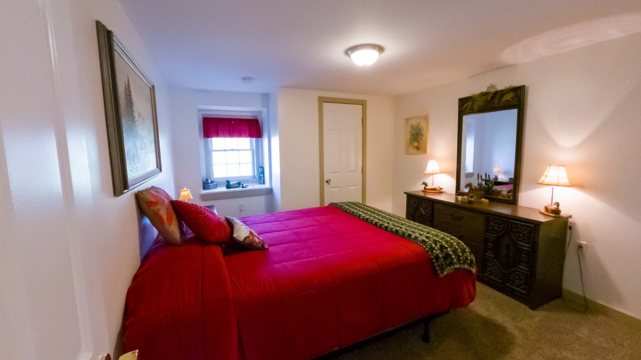 Photo of Bedroom in Mount Tabor