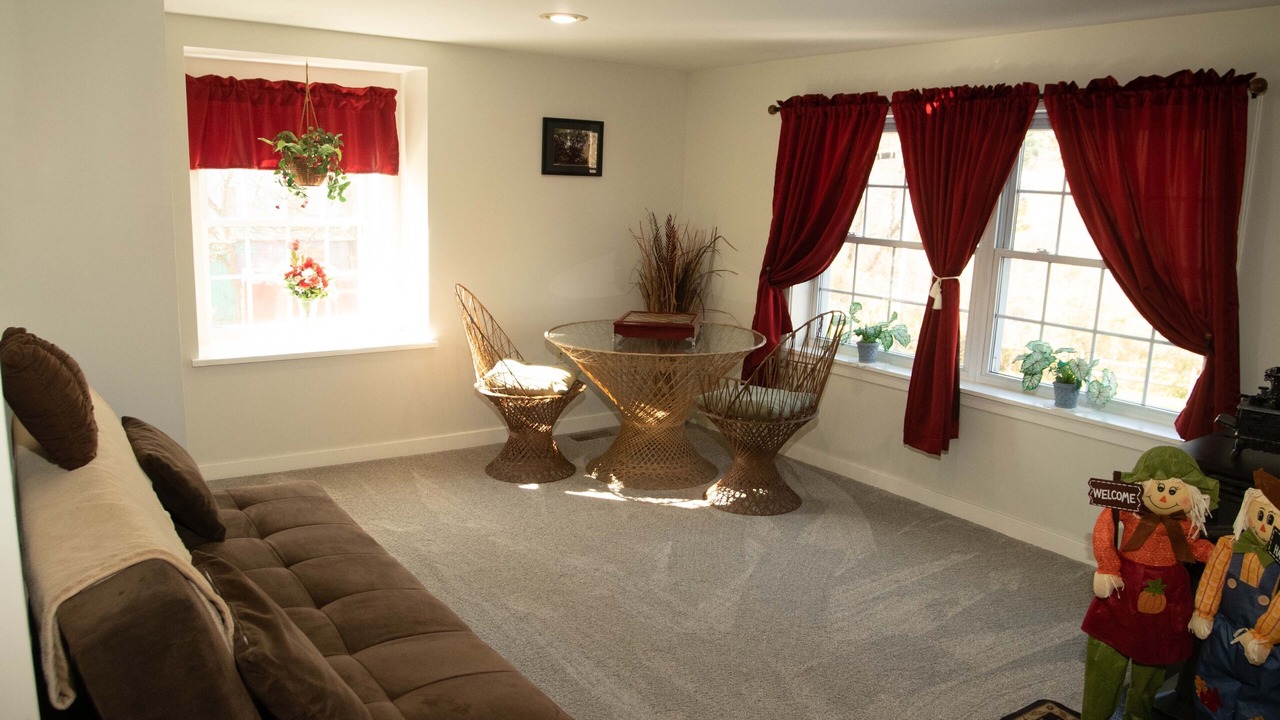 Photo of Livingroom in Mount Tabor
