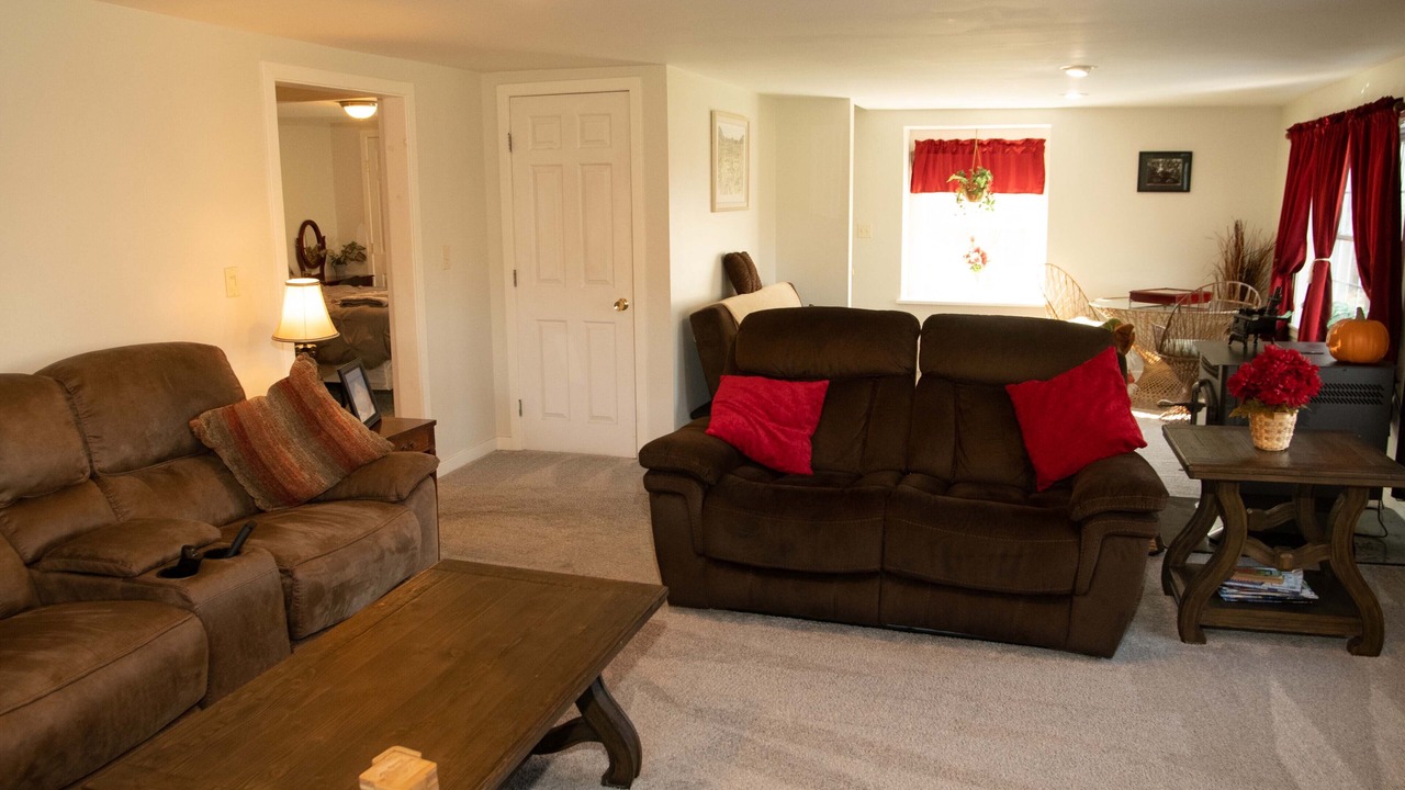 Photo of Livingroom in Mount Tabor