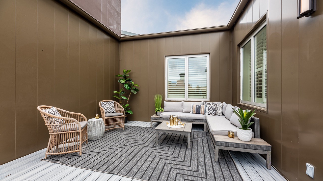 Photo of Patio Balcony in Arts/Warehouse District