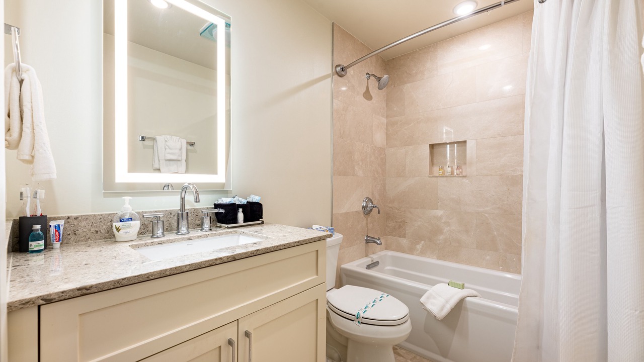 Photo of Bathroom in Arts/Warehouse District