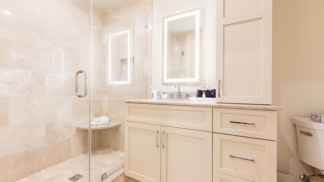 Photo of Bathroom in Arts/Warehouse District