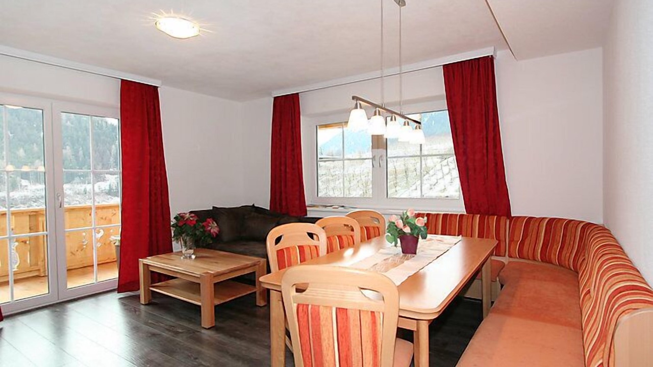 Photo of Bedroom in Pians