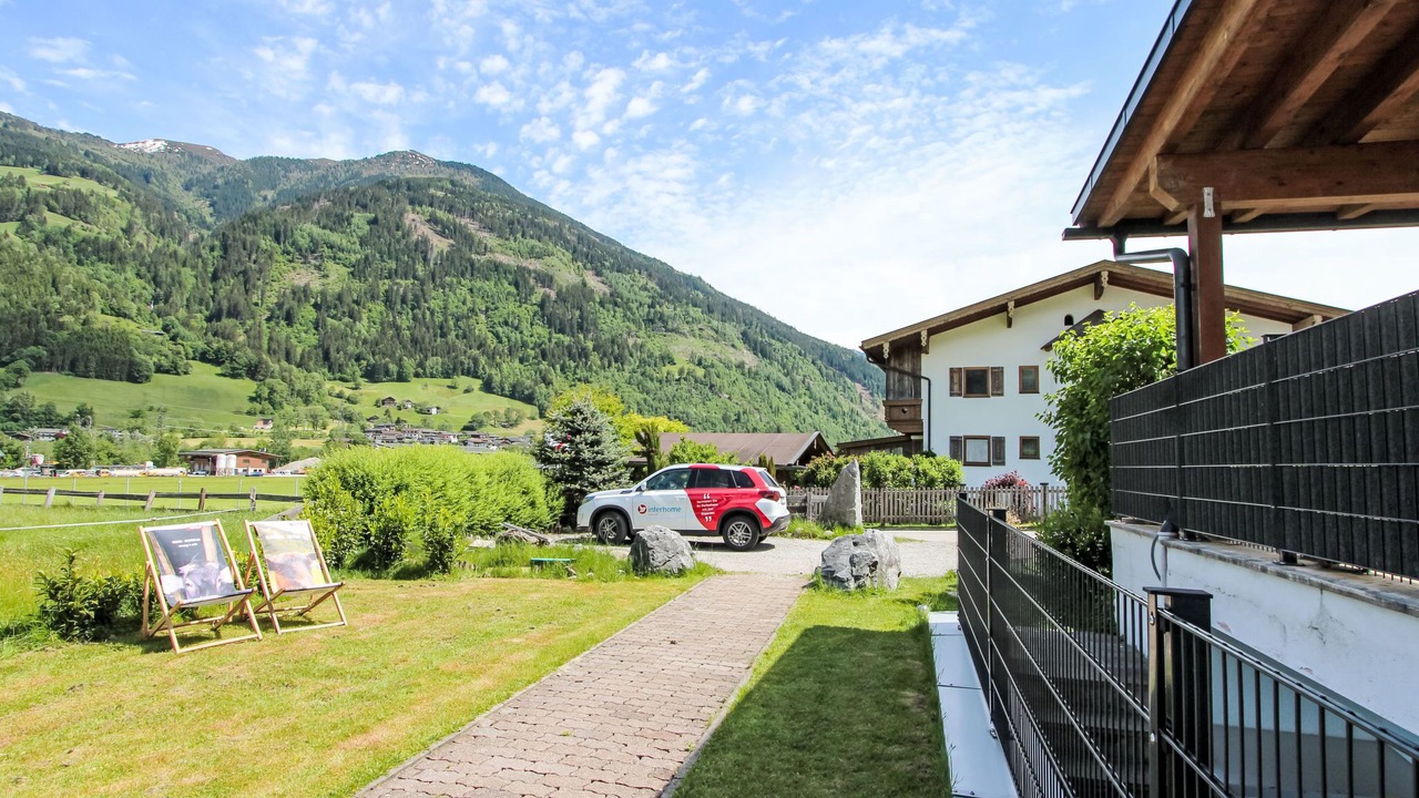 Photo of Outdoor in Kapfing
