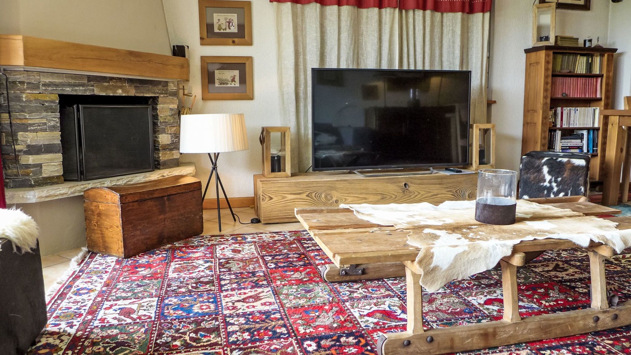 Photo of Livingroom in Lens