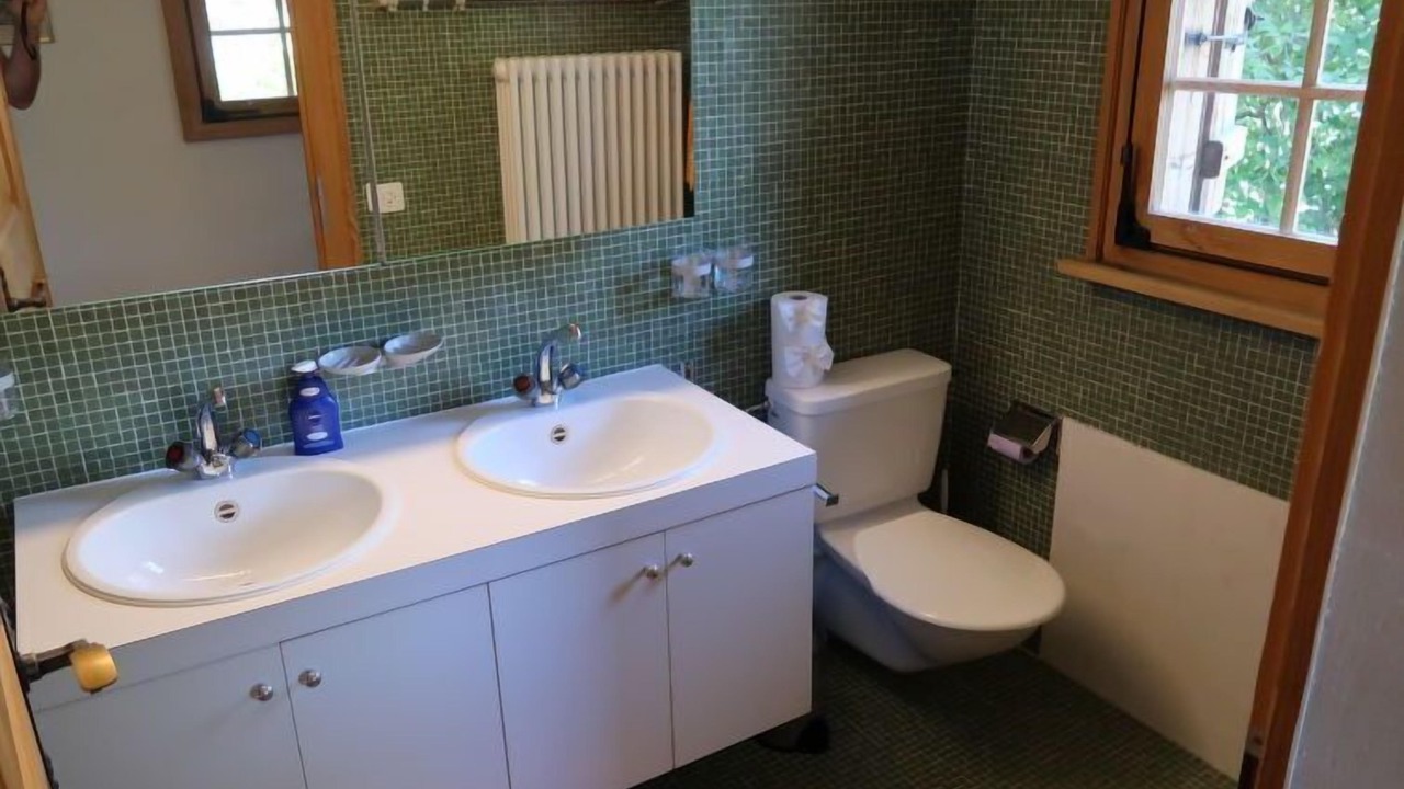 Photo of Bathroom in Falera