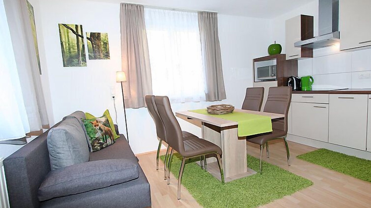 Photo of Bedroom in See