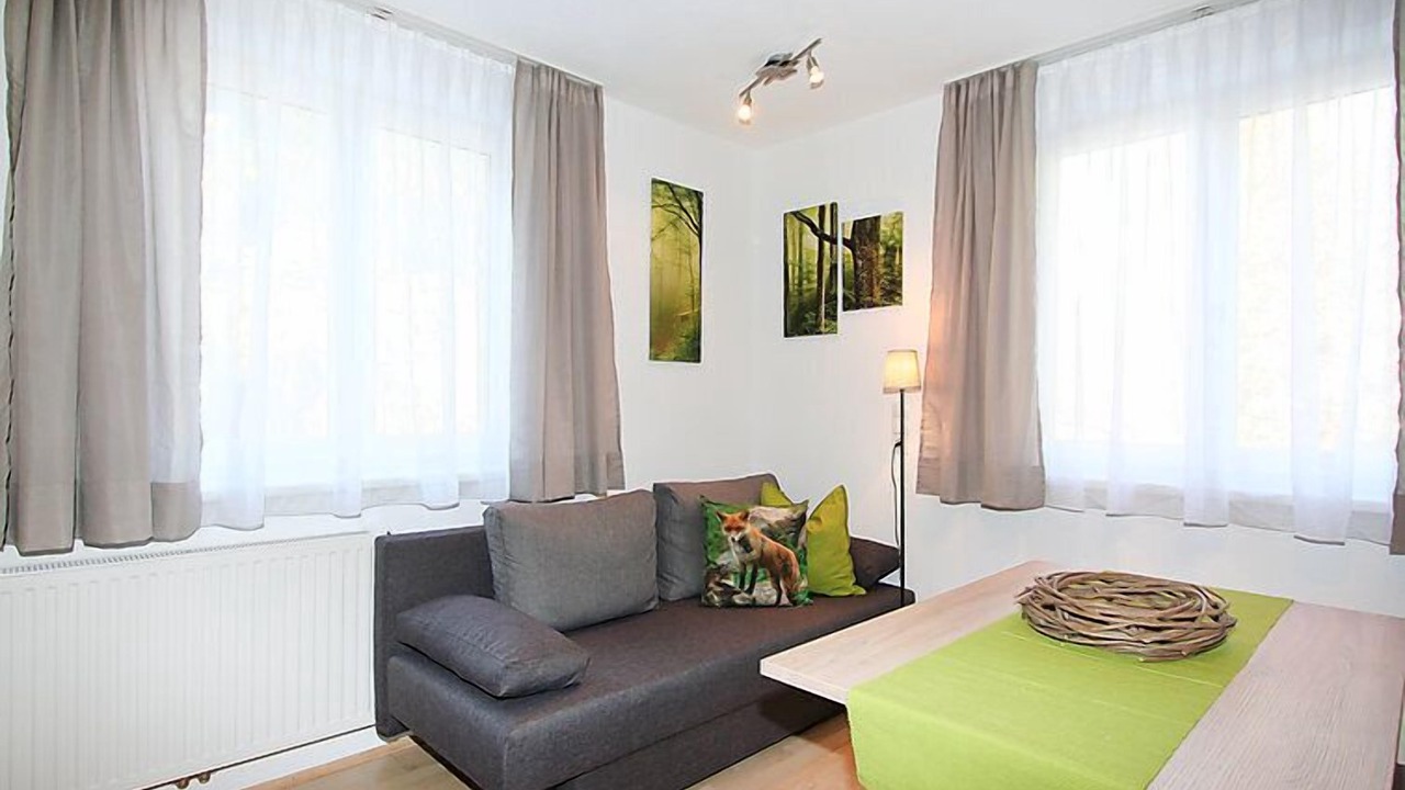 Photo of Bedroom in See