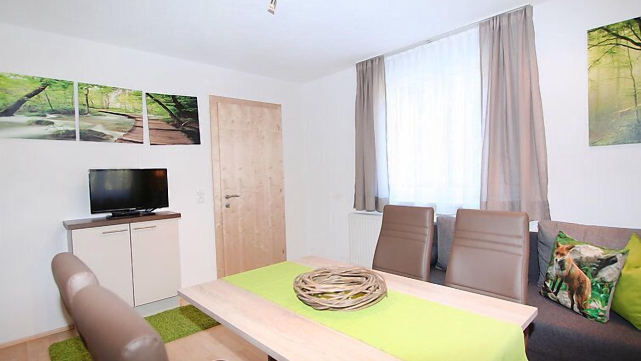 Photo of Bedroom in See