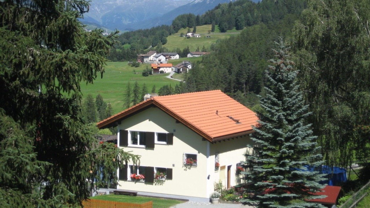 Photo of Outdoor in Tarasp